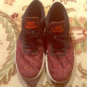 Nike Flex Contact Running Shoes